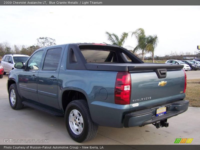 Blue Granite Metallic / Light Titanium 2009 Chevrolet Avalanche LT