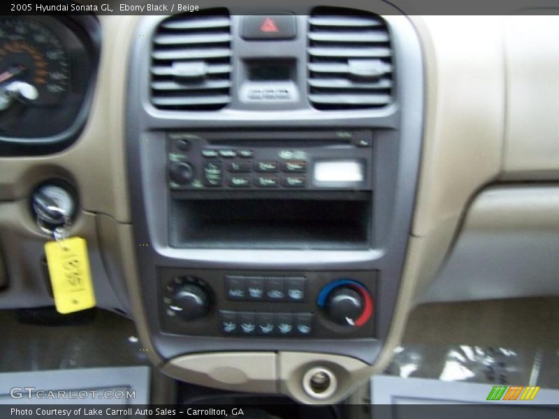 Ebony Black / Beige 2005 Hyundai Sonata GL