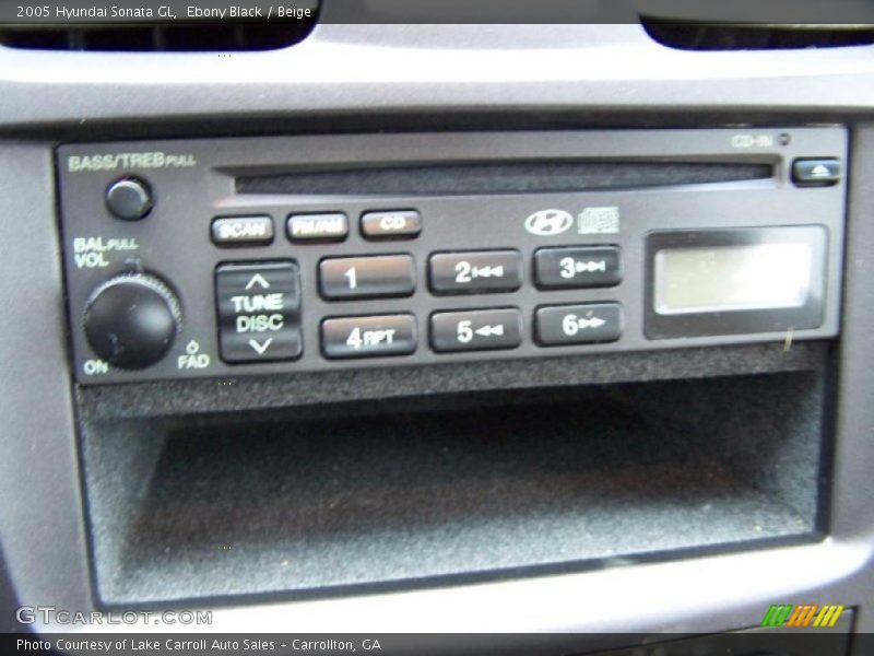 Ebony Black / Beige 2005 Hyundai Sonata GL