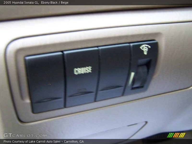 Ebony Black / Beige 2005 Hyundai Sonata GL