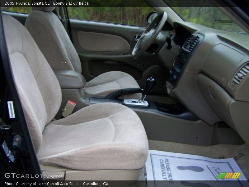 Ebony Black / Beige 2005 Hyundai Sonata GL