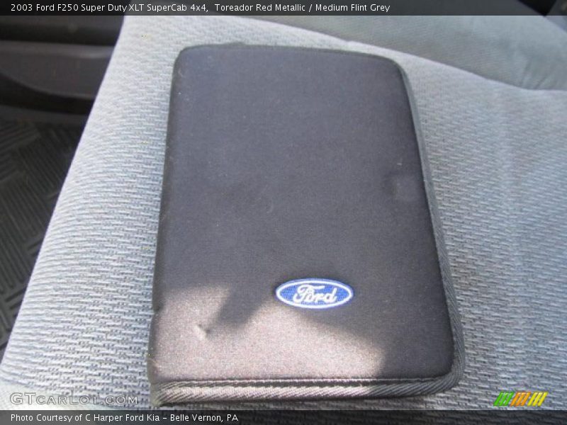 Toreador Red Metallic / Medium Flint Grey 2003 Ford F250 Super Duty XLT SuperCab 4x4