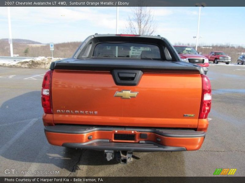 Sunburst Orange Metallic / Ebony 2007 Chevrolet Avalanche LT 4WD