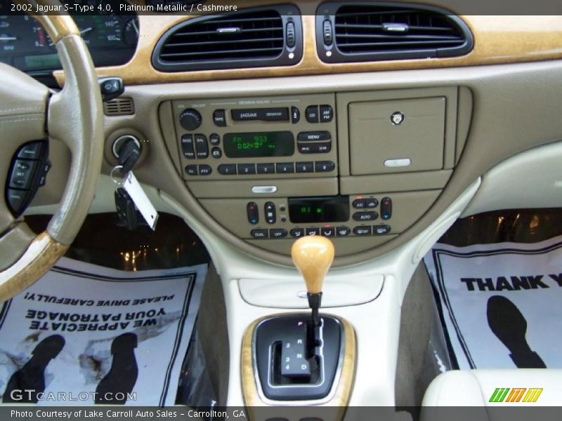 Controls of 2002 S-Type 4.0