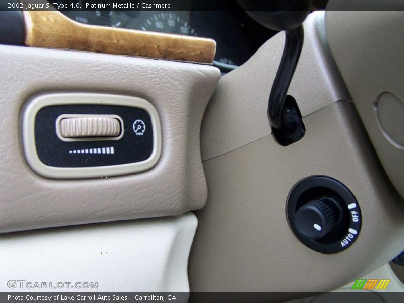 Platinum Metallic / Cashmere 2002 Jaguar S-Type 4.0