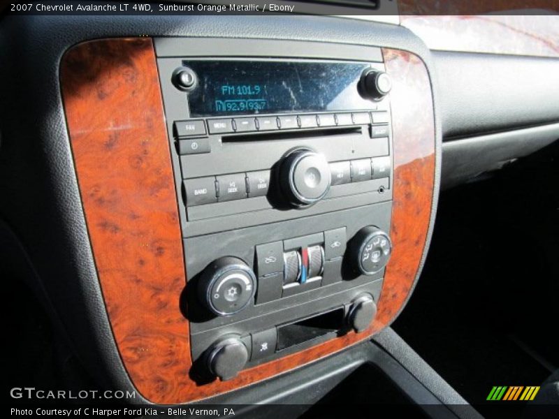 Sunburst Orange Metallic / Ebony 2007 Chevrolet Avalanche LT 4WD