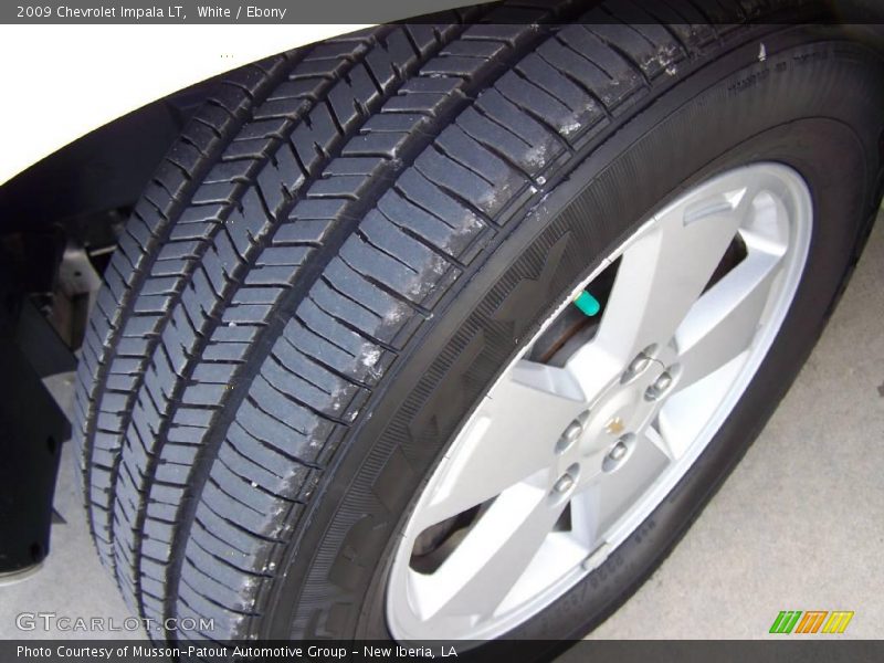 White / Ebony 2009 Chevrolet Impala LT