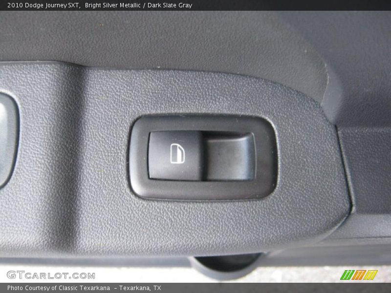 Bright Silver Metallic / Dark Slate Gray 2010 Dodge Journey SXT
