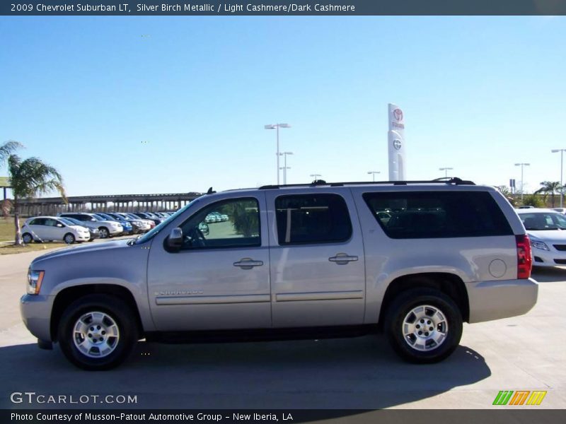 Silver Birch Metallic / Light Cashmere/Dark Cashmere 2009 Chevrolet Suburban LT