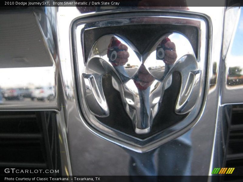 Bright Silver Metallic / Dark Slate Gray 2010 Dodge Journey SXT