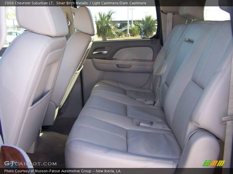 Silver Birch Metallic / Light Cashmere/Dark Cashmere 2009 Chevrolet Suburban LT