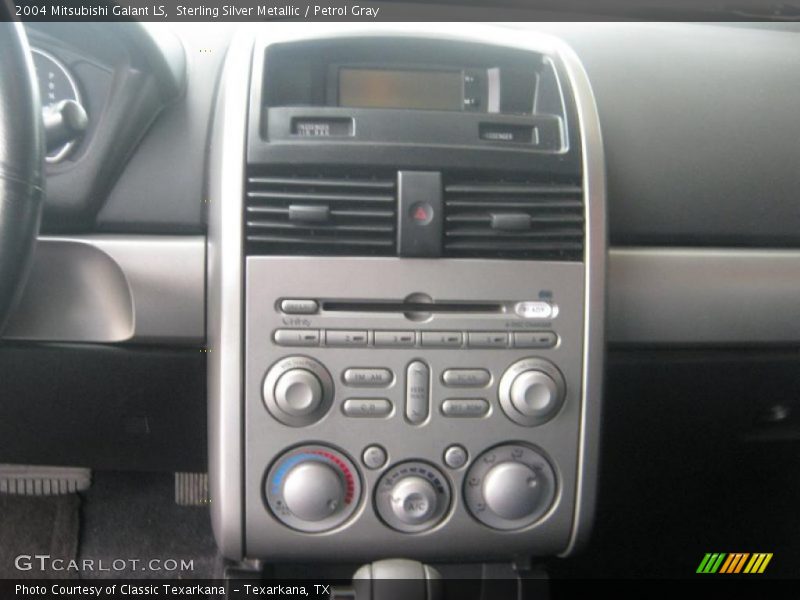 Sterling Silver Metallic / Petrol Gray 2004 Mitsubishi Galant LS