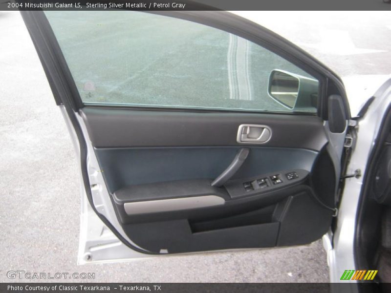 Sterling Silver Metallic / Petrol Gray 2004 Mitsubishi Galant LS