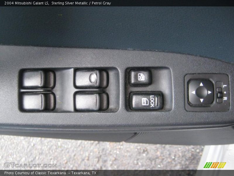 Sterling Silver Metallic / Petrol Gray 2004 Mitsubishi Galant LS