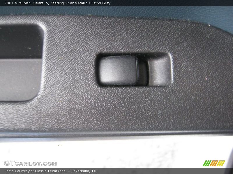 Sterling Silver Metallic / Petrol Gray 2004 Mitsubishi Galant LS