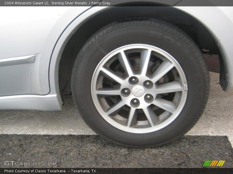Sterling Silver Metallic / Petrol Gray 2004 Mitsubishi Galant LS