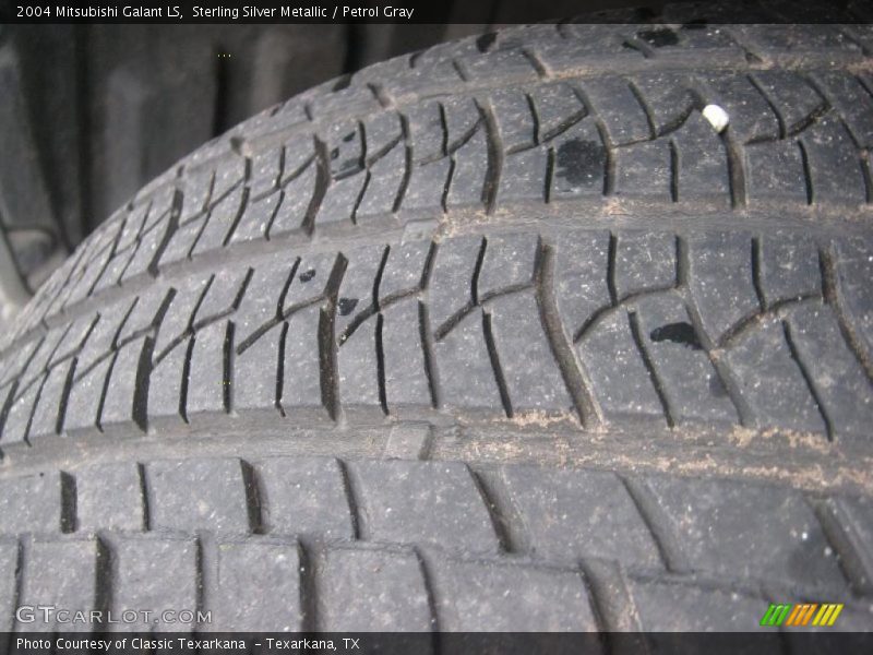 Sterling Silver Metallic / Petrol Gray 2004 Mitsubishi Galant LS