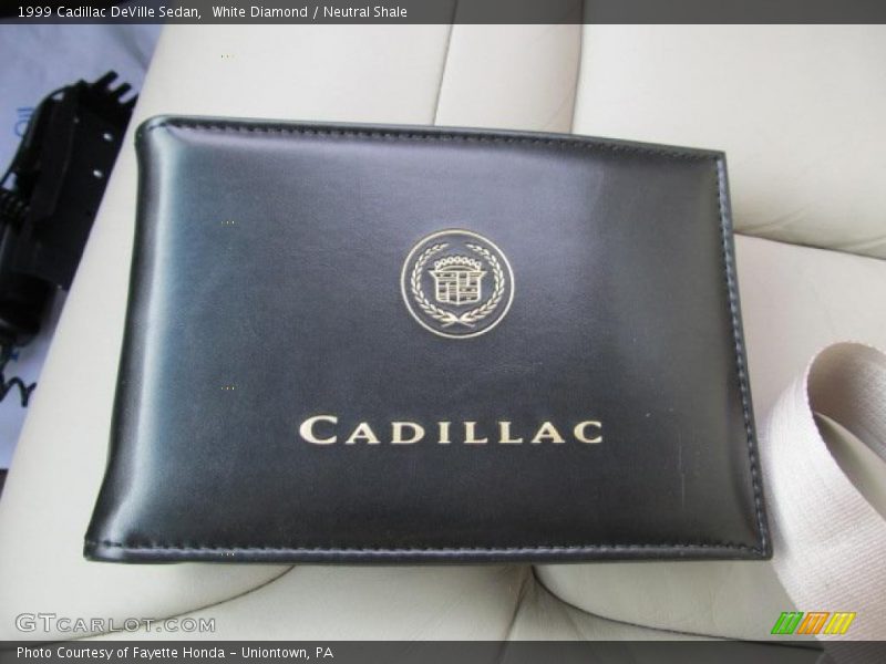 White Diamond / Neutral Shale 1999 Cadillac DeVille Sedan