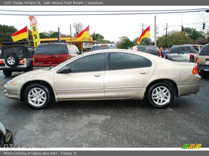 Light Almond Pearl Metallic / Sandstone 2002 Dodge Intrepid SE