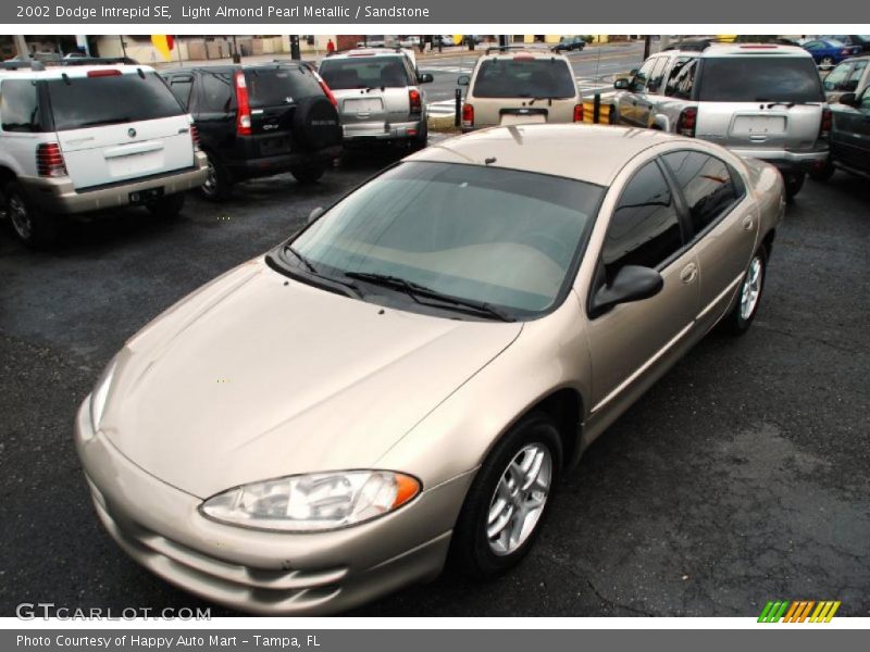 Light Almond Pearl Metallic / Sandstone 2002 Dodge Intrepid SE