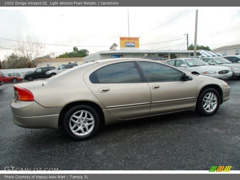 Light Almond Pearl Metallic / Sandstone 2002 Dodge Intrepid SE