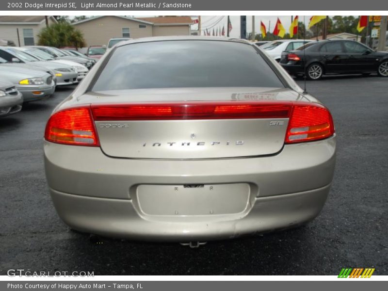Light Almond Pearl Metallic / Sandstone 2002 Dodge Intrepid SE