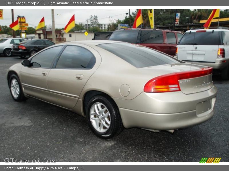 Light Almond Pearl Metallic / Sandstone 2002 Dodge Intrepid SE
