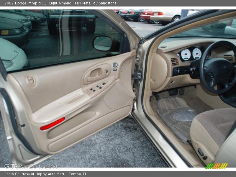 Light Almond Pearl Metallic / Sandstone 2002 Dodge Intrepid SE