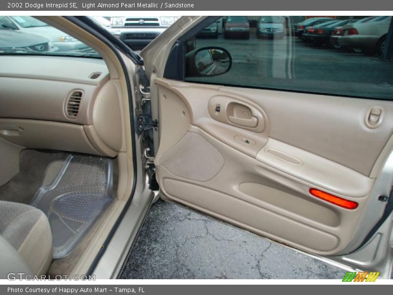 Light Almond Pearl Metallic / Sandstone 2002 Dodge Intrepid SE