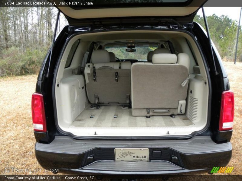 Black Raven / Shale 2004 Cadillac Escalade AWD