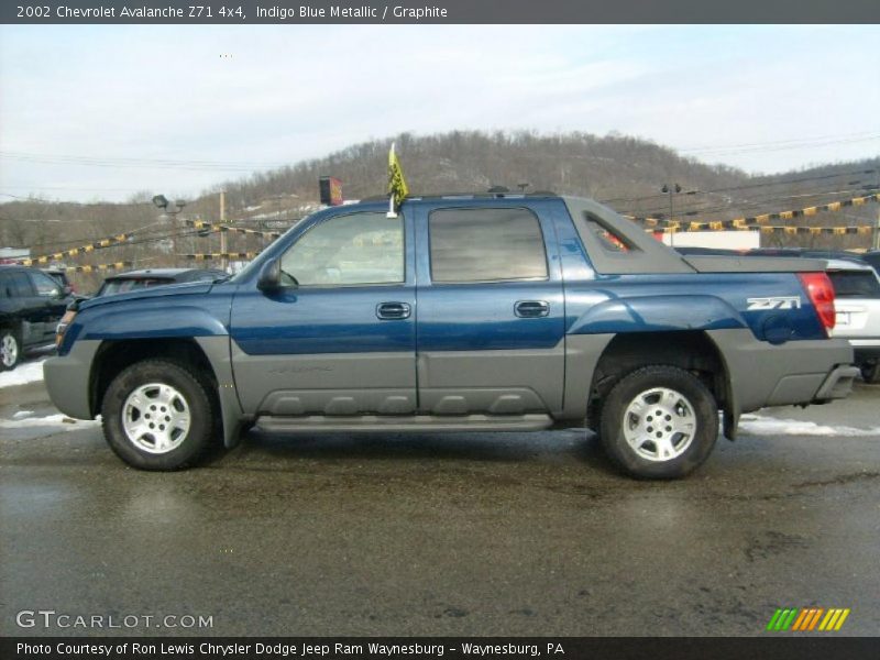 Indigo Blue Metallic / Graphite 2002 Chevrolet Avalanche Z71 4x4