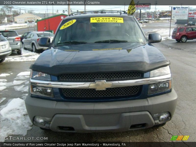 Indigo Blue Metallic / Graphite 2002 Chevrolet Avalanche Z71 4x4