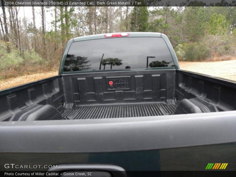 Dark Green Metallic / Tan 2004 Chevrolet Silverado 2500HD LS Extended Cab