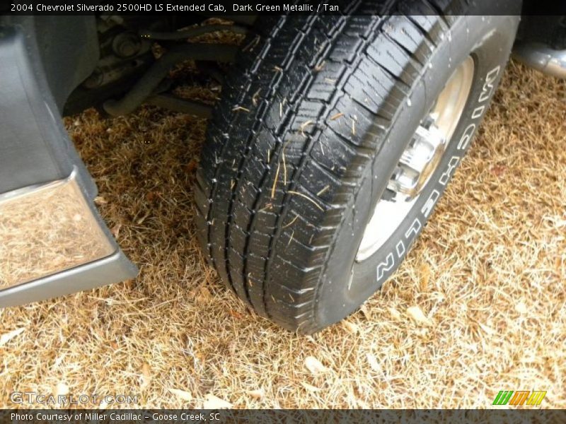 Dark Green Metallic / Tan 2004 Chevrolet Silverado 2500HD LS Extended Cab