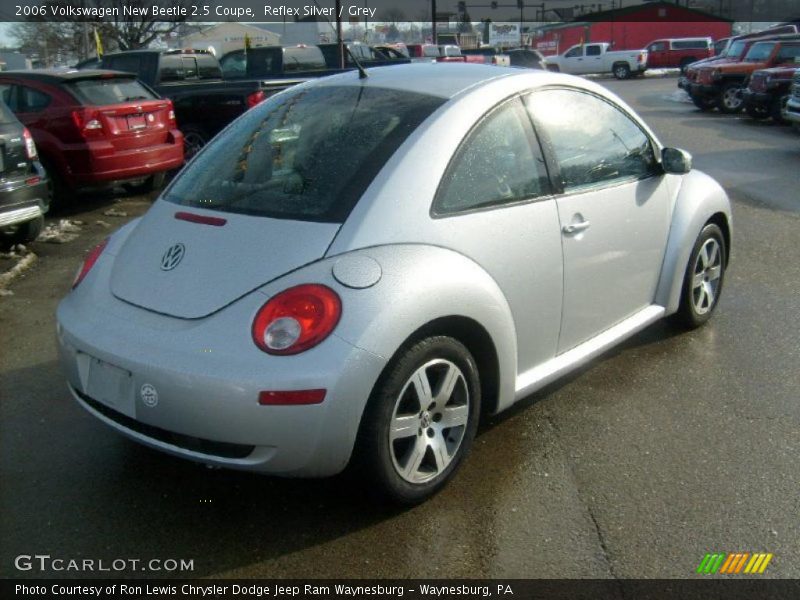 Reflex Silver / Grey 2006 Volkswagen New Beetle 2.5 Coupe
