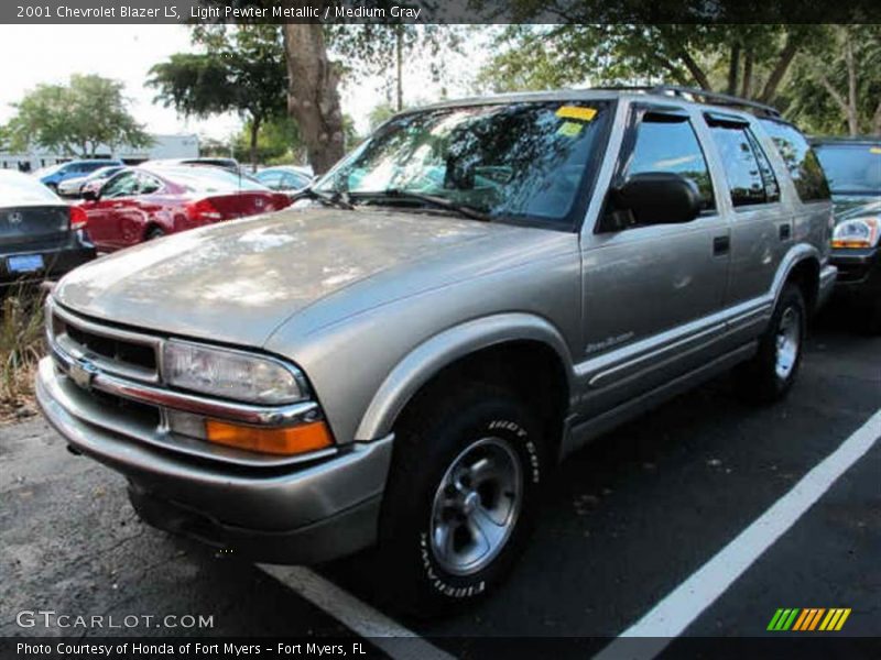 Light Pewter Metallic / Medium Gray 2001 Chevrolet Blazer LS