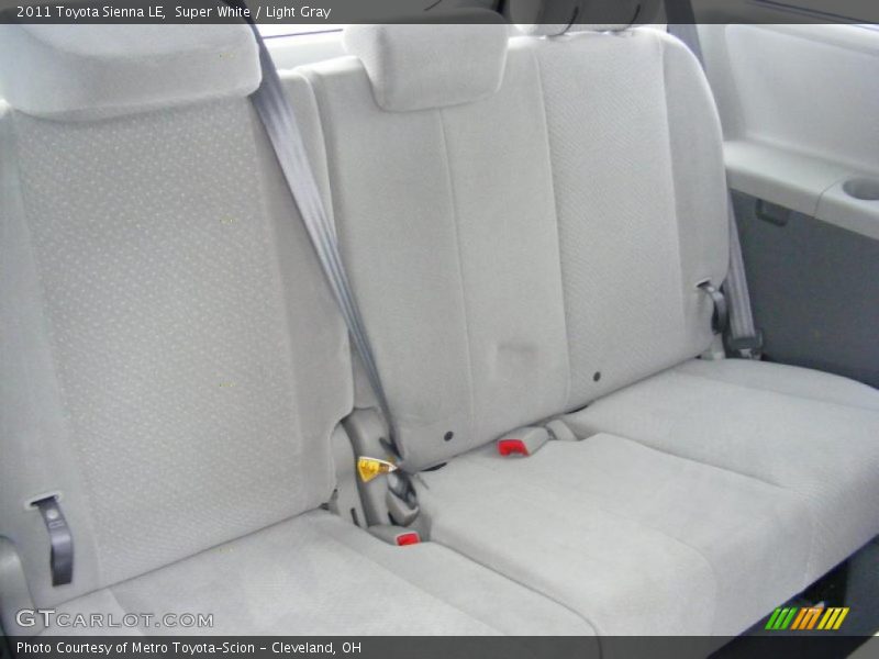 Super White / Light Gray 2011 Toyota Sienna LE