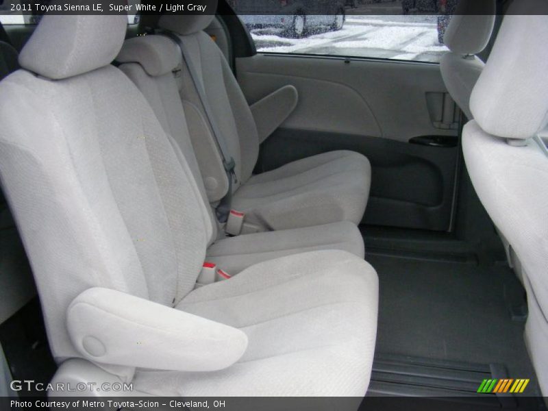 Super White / Light Gray 2011 Toyota Sienna LE