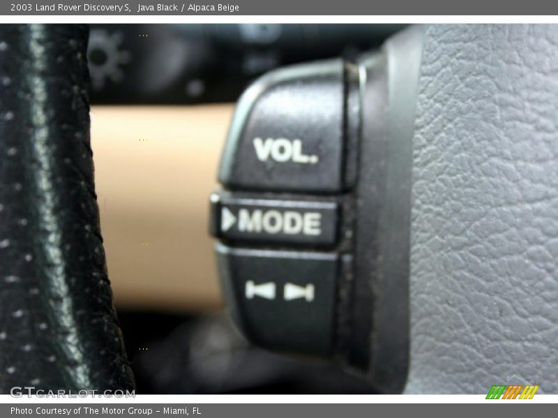 Java Black / Alpaca Beige 2003 Land Rover Discovery S