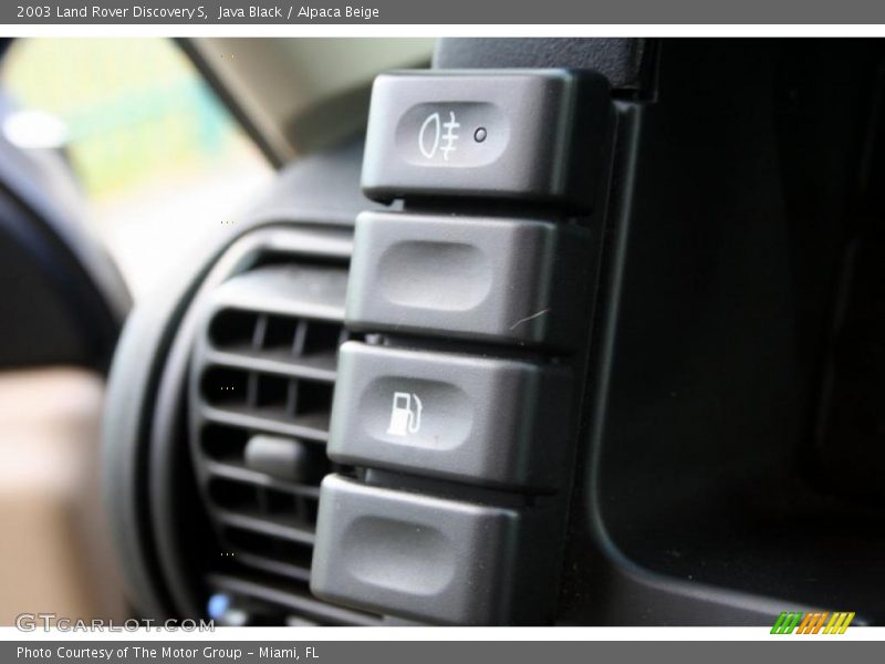 Java Black / Alpaca Beige 2003 Land Rover Discovery S