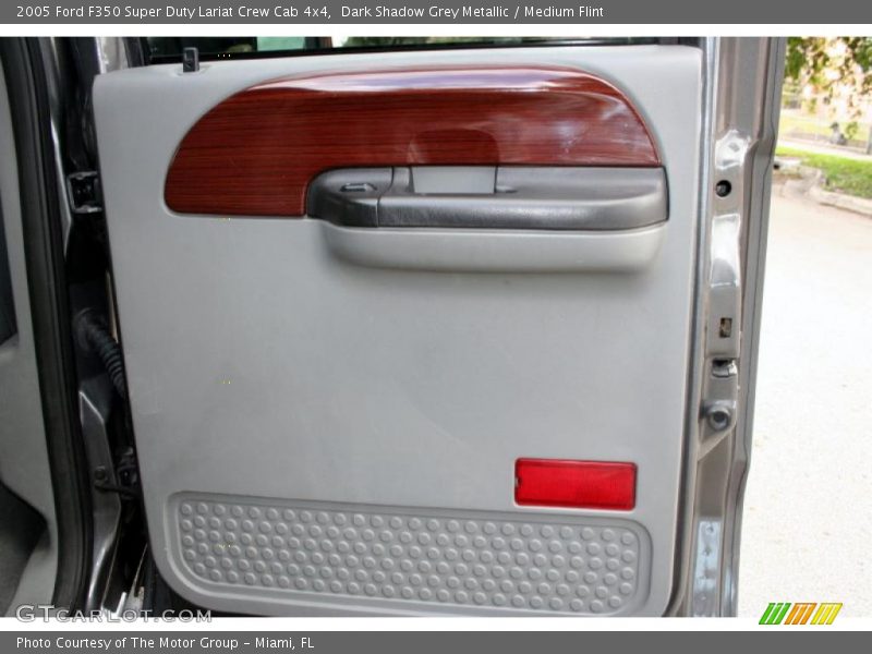 Dark Shadow Grey Metallic / Medium Flint 2005 Ford F350 Super Duty Lariat Crew Cab 4x4