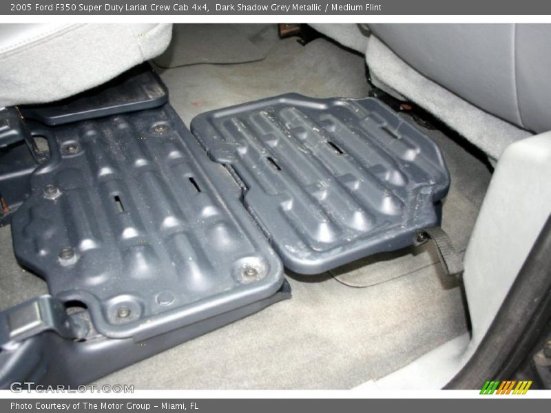 Dark Shadow Grey Metallic / Medium Flint 2005 Ford F350 Super Duty Lariat Crew Cab 4x4