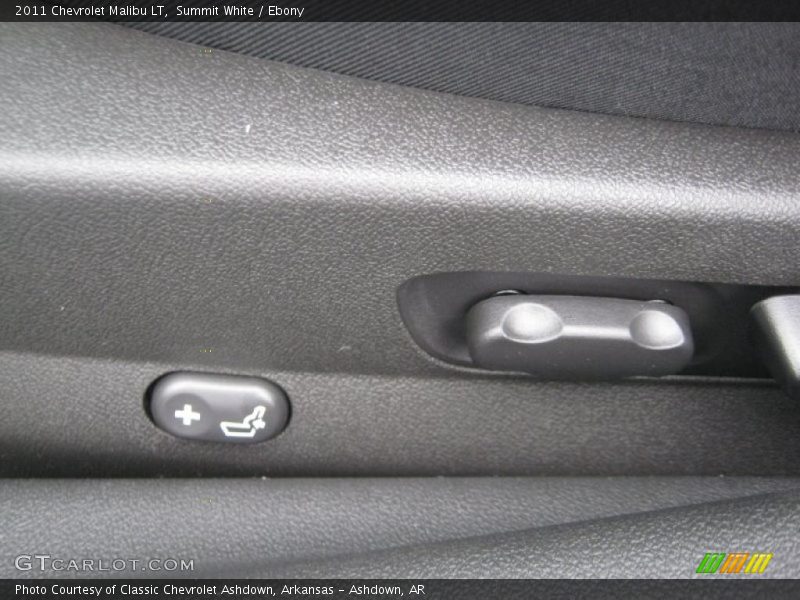 Summit White / Ebony 2011 Chevrolet Malibu LT