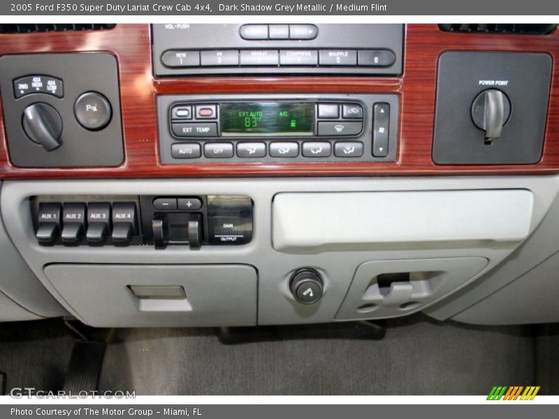 Dark Shadow Grey Metallic / Medium Flint 2005 Ford F350 Super Duty Lariat Crew Cab 4x4