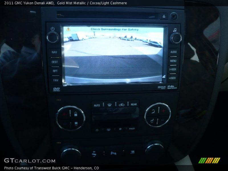 Gold Mist Metallic / Cocoa/Light Cashmere 2011 GMC Yukon Denali AWD