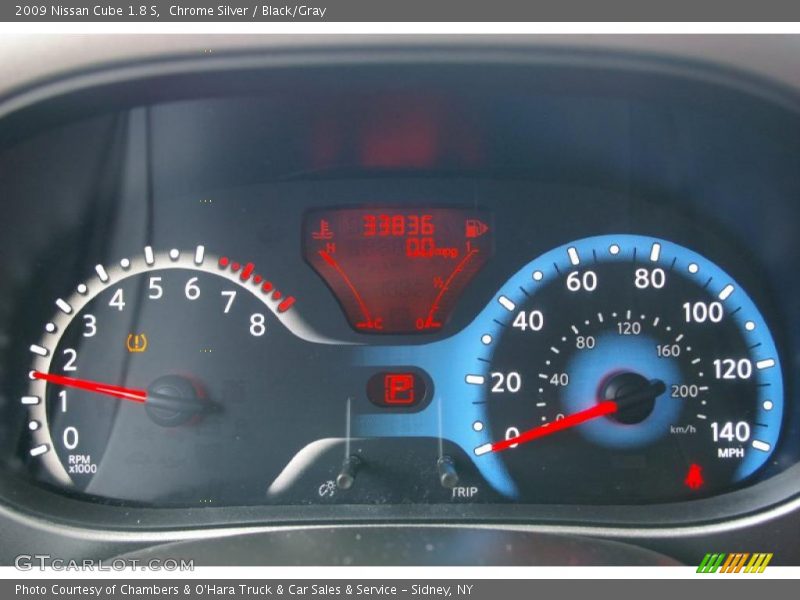 Chrome Silver / Black/Gray 2009 Nissan Cube 1.8 S