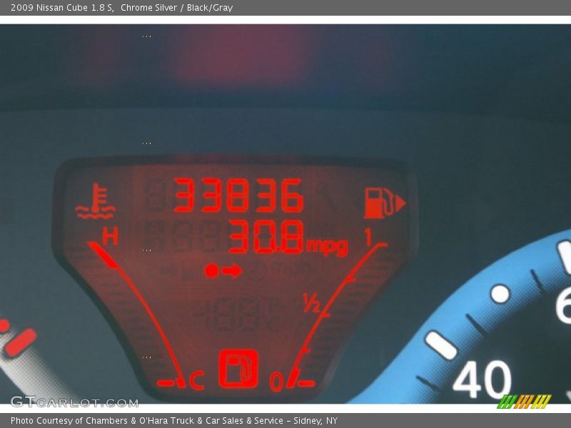 Chrome Silver / Black/Gray 2009 Nissan Cube 1.8 S