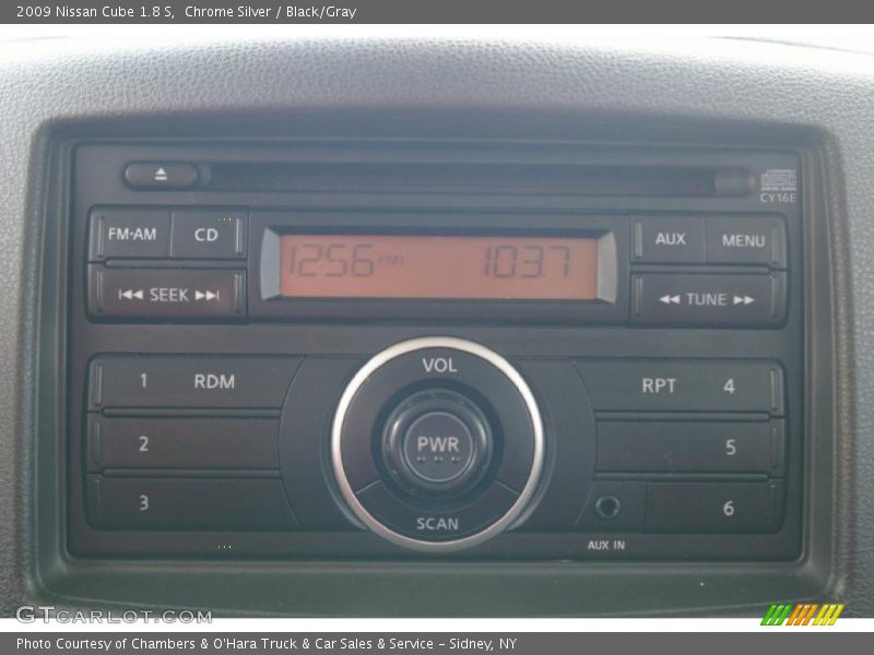 Chrome Silver / Black/Gray 2009 Nissan Cube 1.8 S