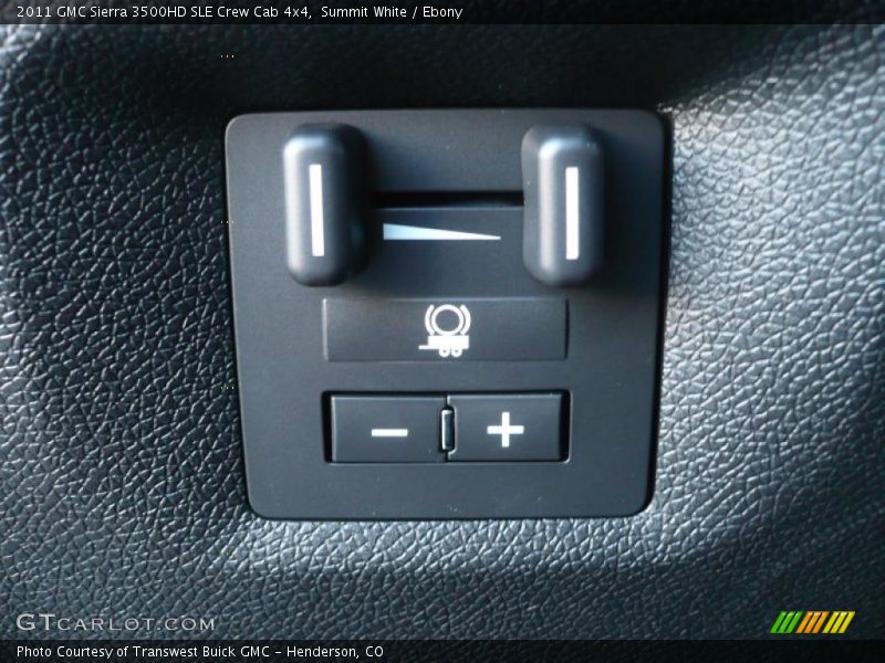 Summit White / Ebony 2011 GMC Sierra 3500HD SLE Crew Cab 4x4