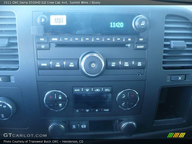 Summit White / Ebony 2011 GMC Sierra 3500HD SLE Crew Cab 4x4